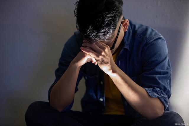 我被妻子的三胞胎妹妹玩弄了